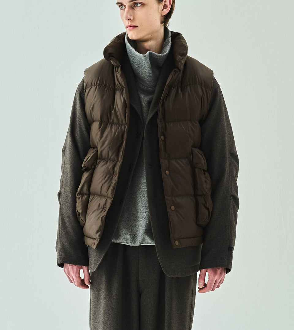 TECH BACKPACKER DOWN VEST