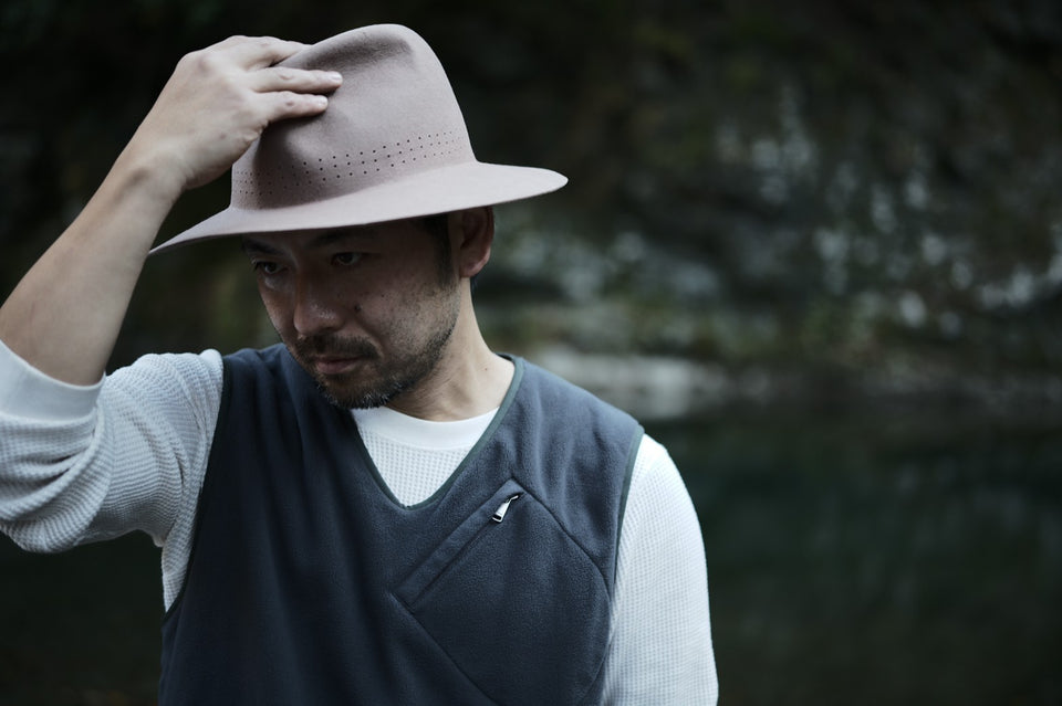 STROLLER HAT WOOL FELT - TAUPE