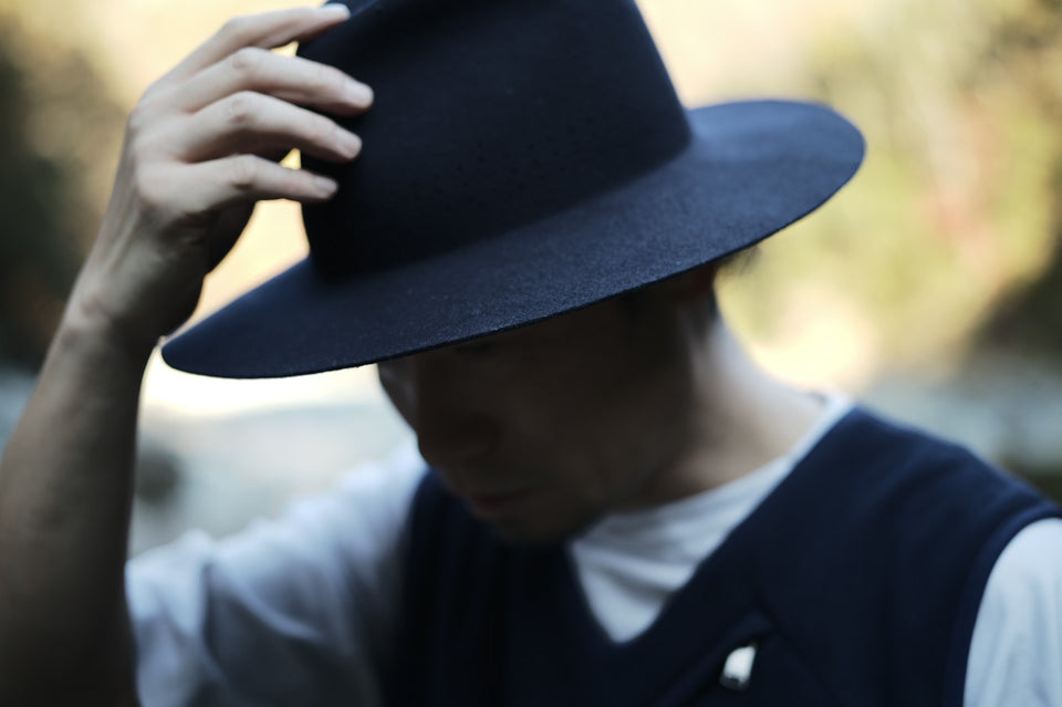 STROLLER HAT WOOL FELT - NAVY