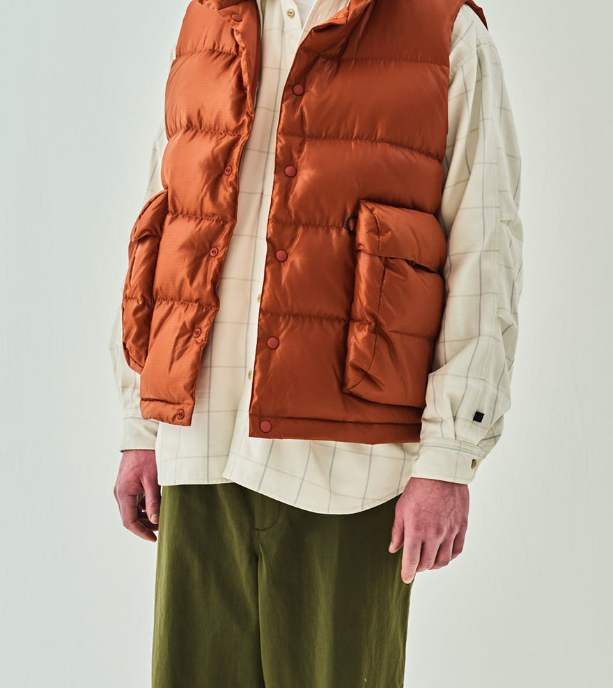 TECH BACKPACKER DOWN VEST