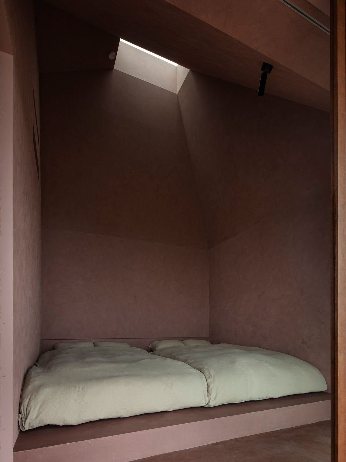 Snow Peak YAKEI SUITE ABURAYAMA FUKUOKA
